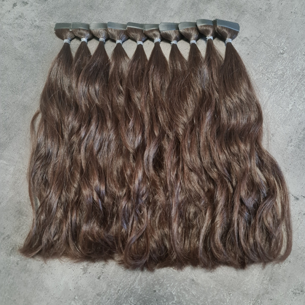 2x Tape Extensions 35cm gewellt Farbe N4 - OUTLET